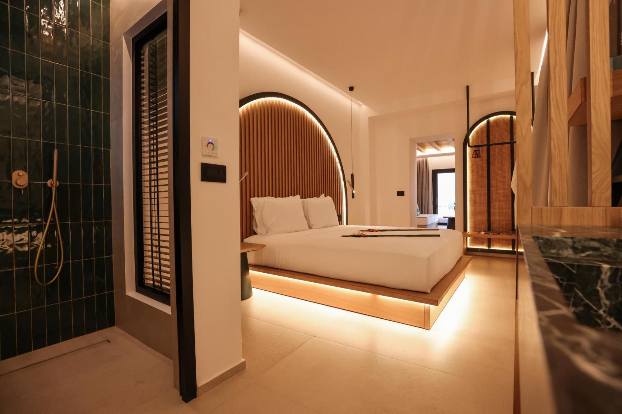 Queen Kalliopi Suites Plintri Exterior photo